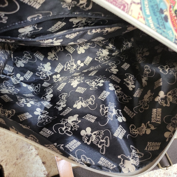 Vintage Disney travel bag - Picture 9 of 13